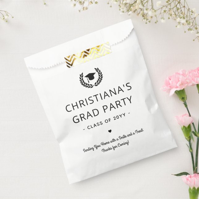 Custom Modern and Minimalist Graduation Party Favor Bag (Sealed)