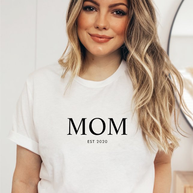 Custom Modern Black Established Mom T-Shirt (Creator Uploaded)