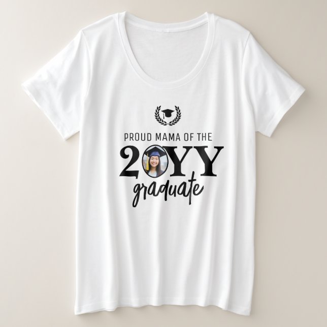 Custom Modern Proud Mama of the Graduate Parent Plus Size T-Shirt (Design Front)