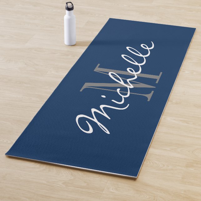 Custom monogram navy blue yoga mat for workout (In Situ)