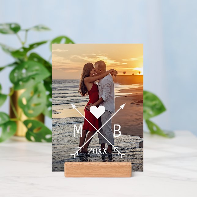 Custom Monogram Stylish Love Heart Arrows 2024 Holder (Insitu 3)
