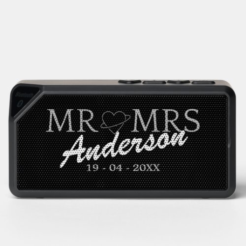 Custom Mr and Mrs Wedding Family gift Bluetooth Speaker
