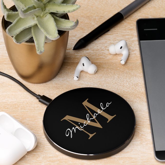 Custom Name Monogram Glamorous Script Black Wireless Charger (Desk 2)
