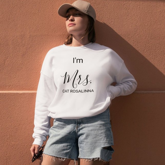 Custom Pet Lover Name Stylish Black Script Cat Mom Sweatshirt (Creator Uploaded)