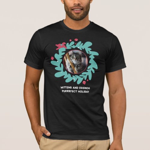 Custom pet photo Christmas wreath frame T_Shirt