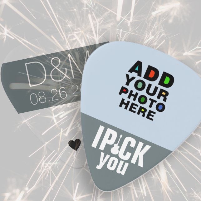 custom photo wedding favor guitar pick (Creator Uploaded)