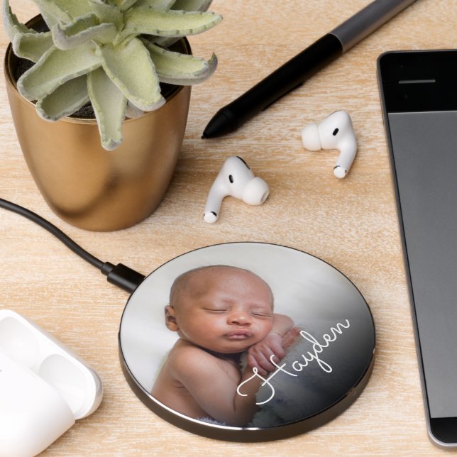 Custom Pretty Handwritten Name Baby Photo Wireless Charger (Desk 2)