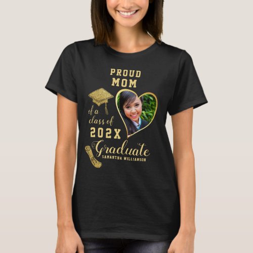 Custom Proud Mom of a Class of 2024 Graduate T_Shirt