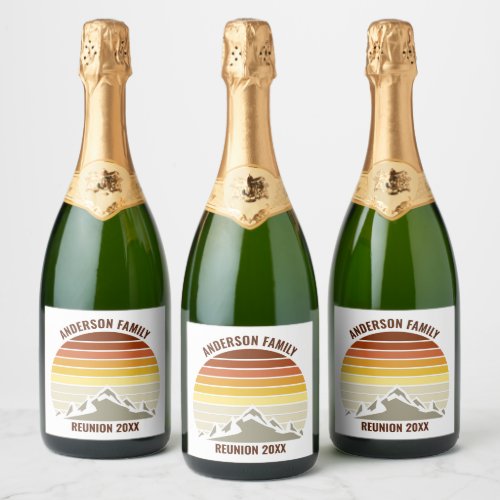 Custom Retro Sunset Mountain Family Reunion Party Sparkling Wine Label