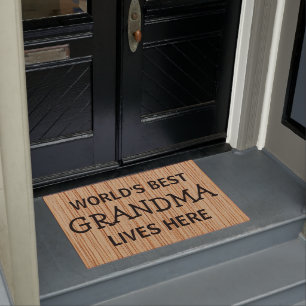 Custom World's Best Grandma Lives Here Front Door Doormat