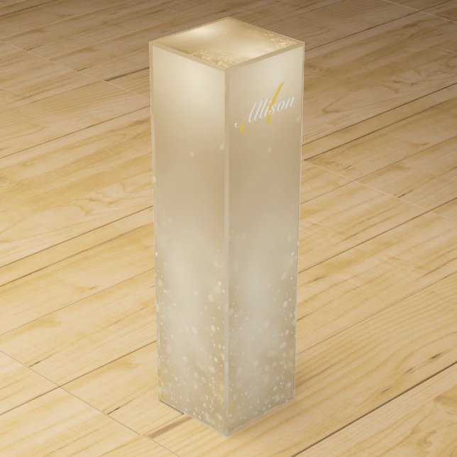 Customizable gold  monogram and name wine box (Front)