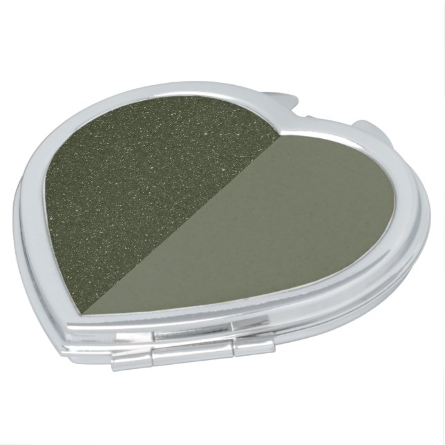 Customizable Heart Mirror – Two-Tone Green Design (Turned)