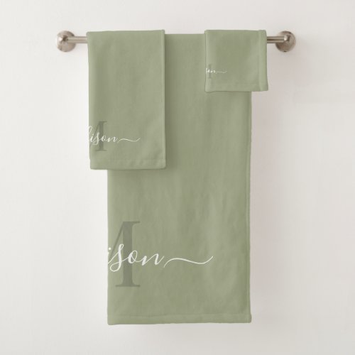 Customizable Initial  Name with Laurel Green Bath Towel Set