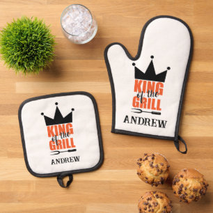 Customizable King of the Grill Father's Day Dad Oven Mitt & Pot Holder Set