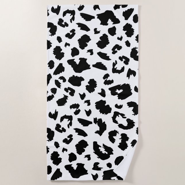 Customizable leopard print beach towel (Front)