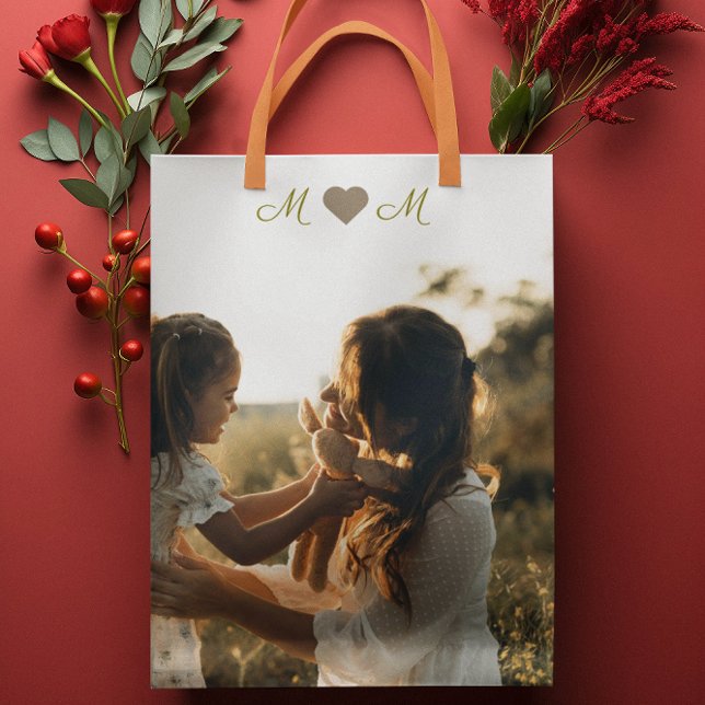 Customizable Mother's Day Gift Bag  (Creator Uploaded)