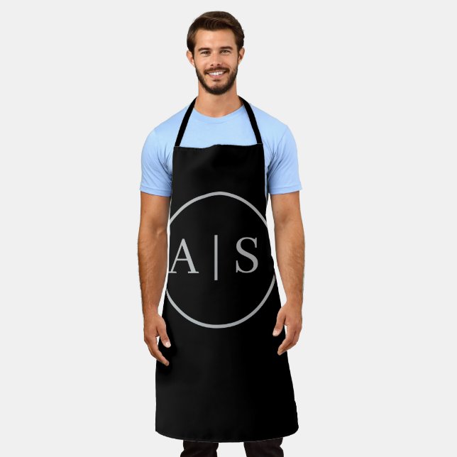 Customizable personal name apron (Worn)
