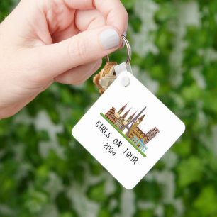 CUSTOMIZABLE SUMMER EUROPE VACATION GIRLS ON TOUR KEYCHAIN