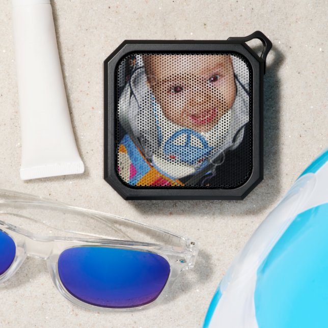 Customize it with Your photo Bluetooth Speaker (Insitu(Beach))