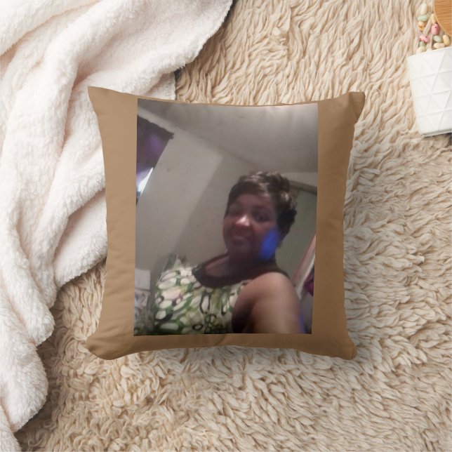 Customize pillows for my cousin (Blanket)