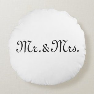 Customize w/Initials couple's monogram black white Round Pillow