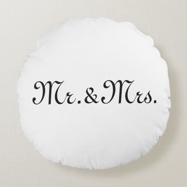 Customize w/Initials couple's monogram black white Round Pillow (Front)