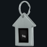 Customized chain pet ID tag<br><div class="desc">A special detail for a loyal companion 🐾💛
This customized chain with the name 'Toby' is perfect for identifying your pet with style. Designed with love,  it combines functionality and tenderness,  becoming a unique accessory that reflects the affection towards your best friend.</div>