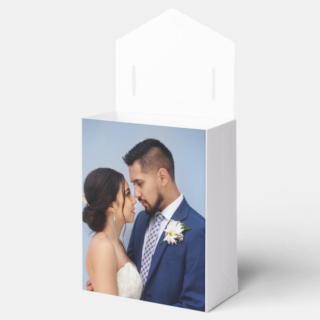 Customized Couple Wedding Photo Favor Boxes (Opened)