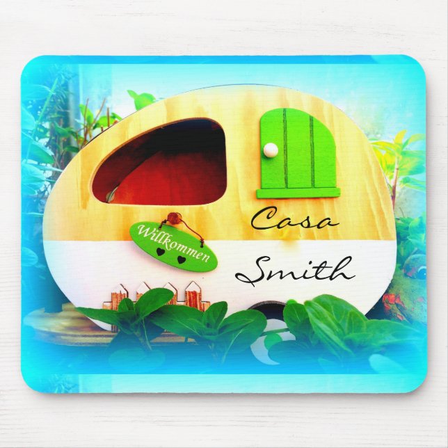 Customized retro camper casa mouse pad (Front)