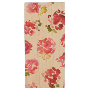 Cute and elegant pink vintage roses pattern wood flash drive