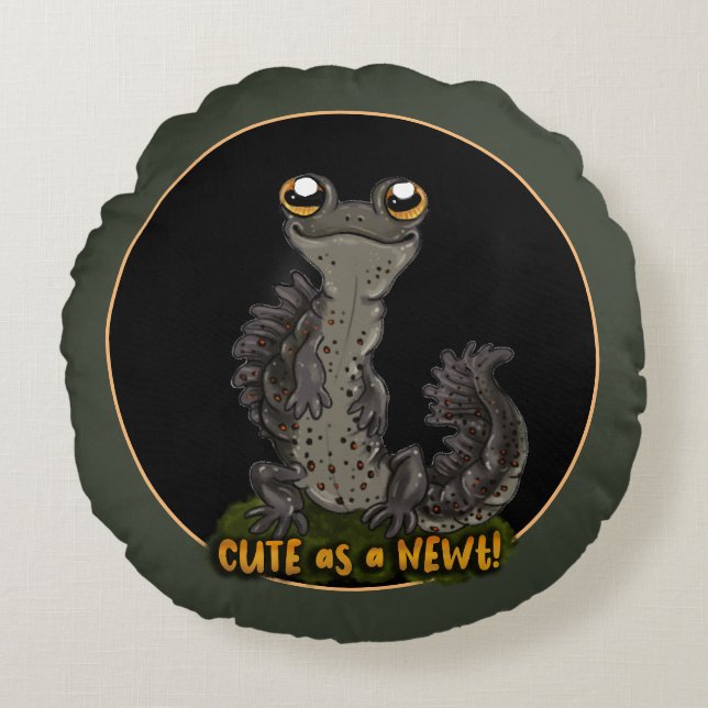 Cute as a Newt! Round Pillow (Front)