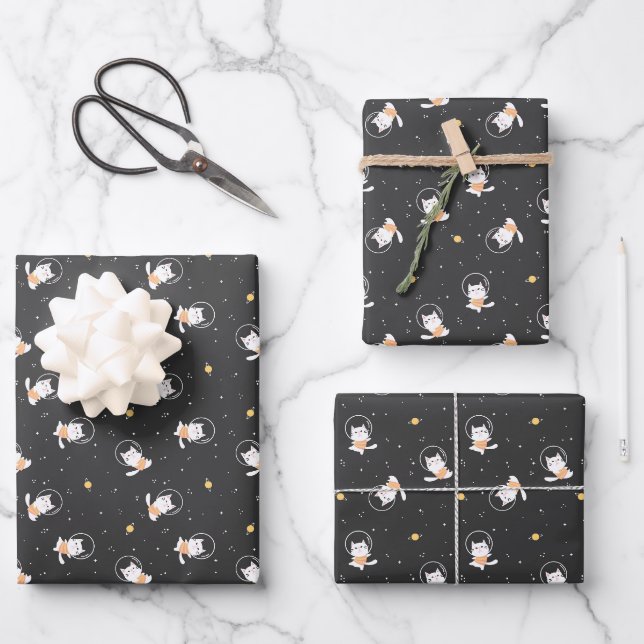 Cute astronaut cat pattern with black background wrapping paper sheets (Front)