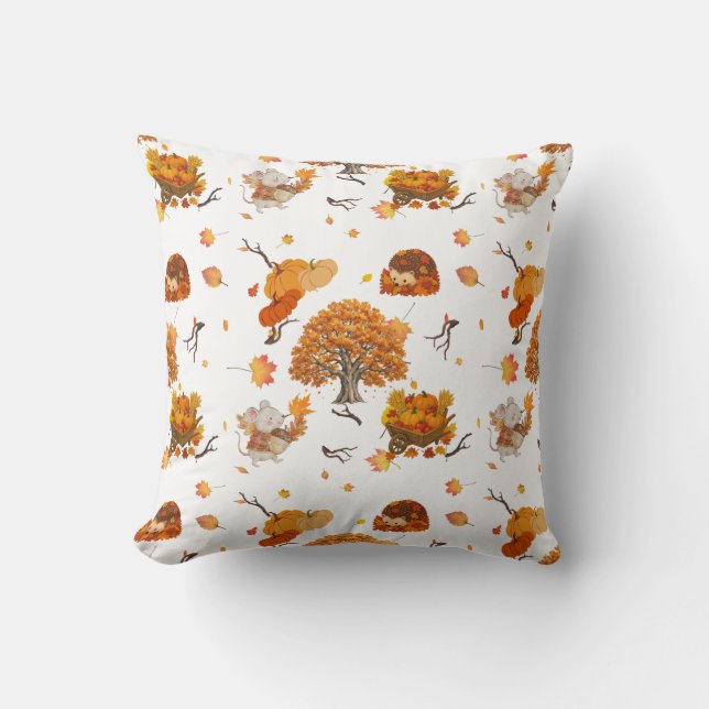 Cute Autumn Forest Animals Seamless Pattern Throw  Pillow (Front)