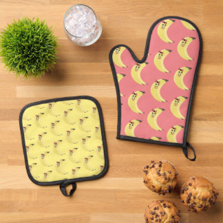 Cute Bananas Fruit Kitchen Oven Mitt & Pot Holder Set