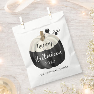 Cute Black And White Pumpkin Happy Halloween 2022 Favor Bag
