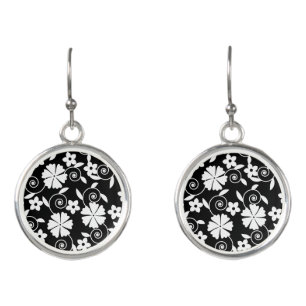 Cute black white flowers pattern bath towel set earrings