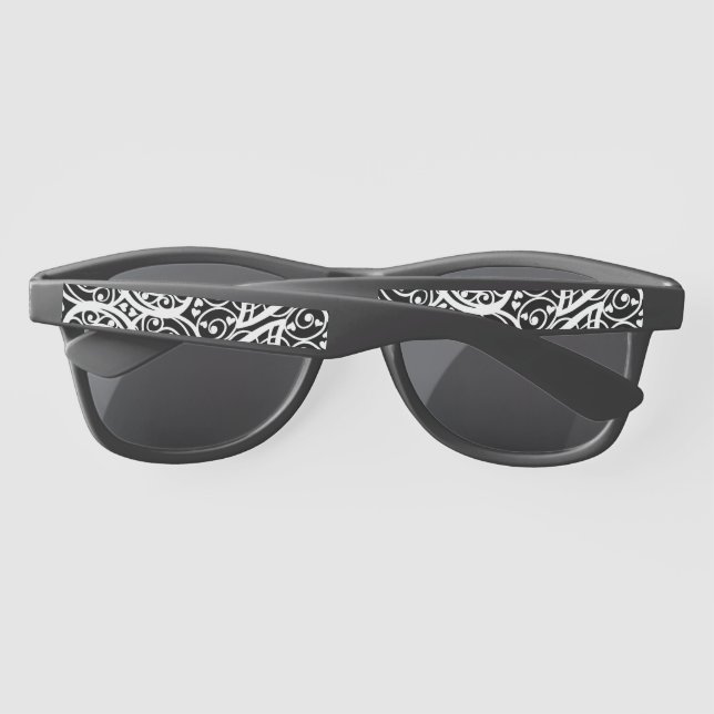 Cute black white hearts love background design lon sunglasses (Back)