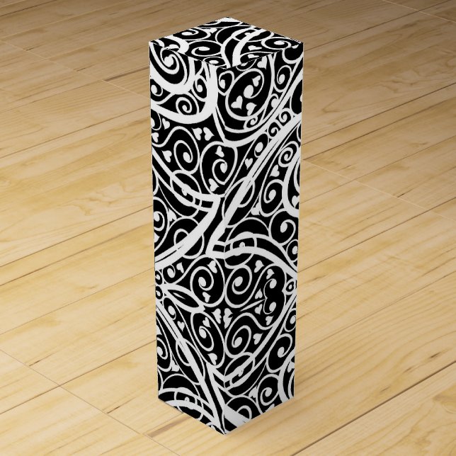 Cute black white hearts pattern wine box (Front)