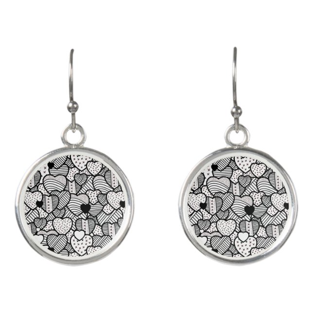 Cute black white hearts patterns earrings (Front)