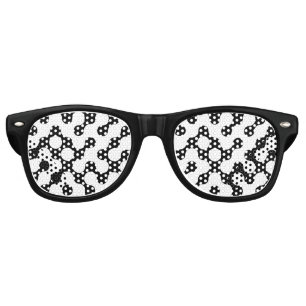 Cute black white labyrinth pattern retro sunglasses