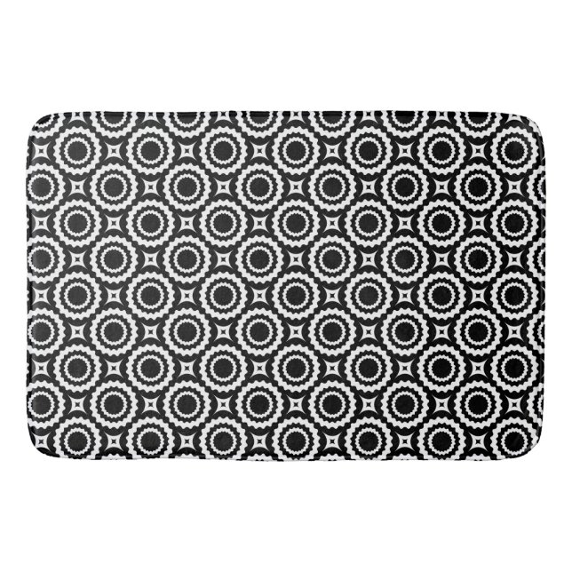 Cute black white zigzag circles design bathroom mat (Front)