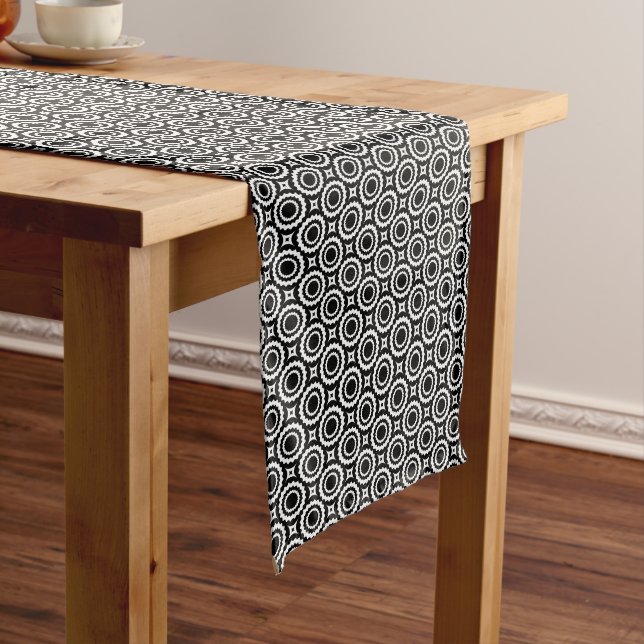 Cute black white zigzag circles design long table runner (In Situ)