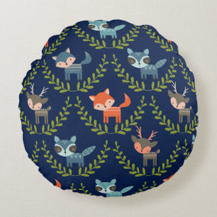 Cute Boho Foxes & Deer On Green Wreath Pattern Round Pillow