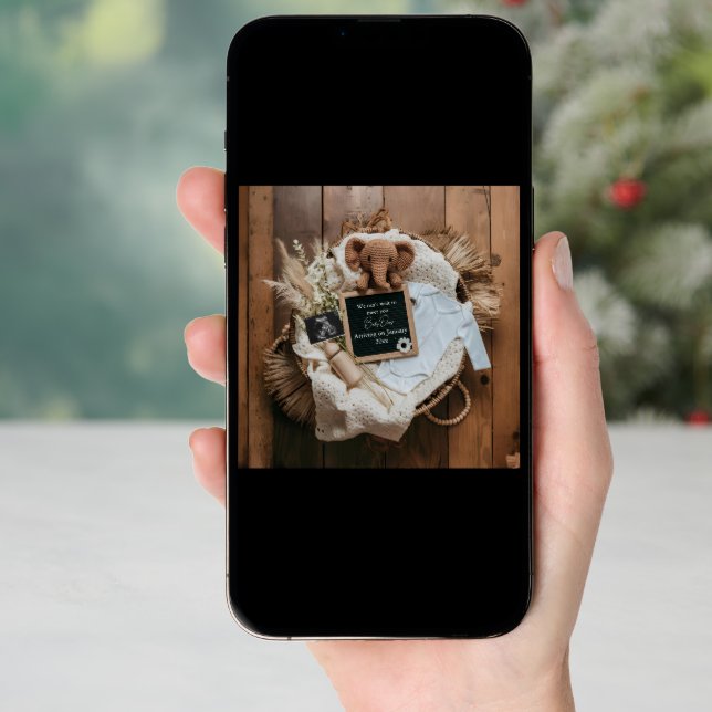 Cute boho rustic pregnancy announcement  (Front Digital)