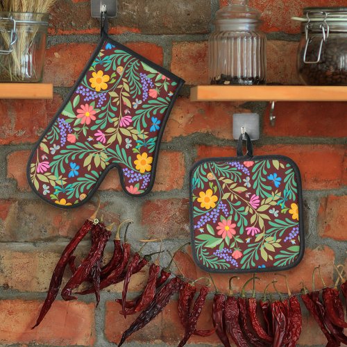 Cute Bugs Funny Girly Floral Spring Summer Pattern Oven Mitt  Pot Holder Set