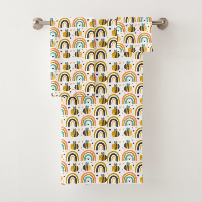 Cute Bumble Bee and Rainbows Pattern Bath Towel Set (Insitu)