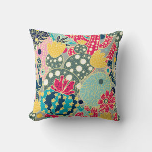 Cute cactus. Colorful seamless pattern. Throw Pillow