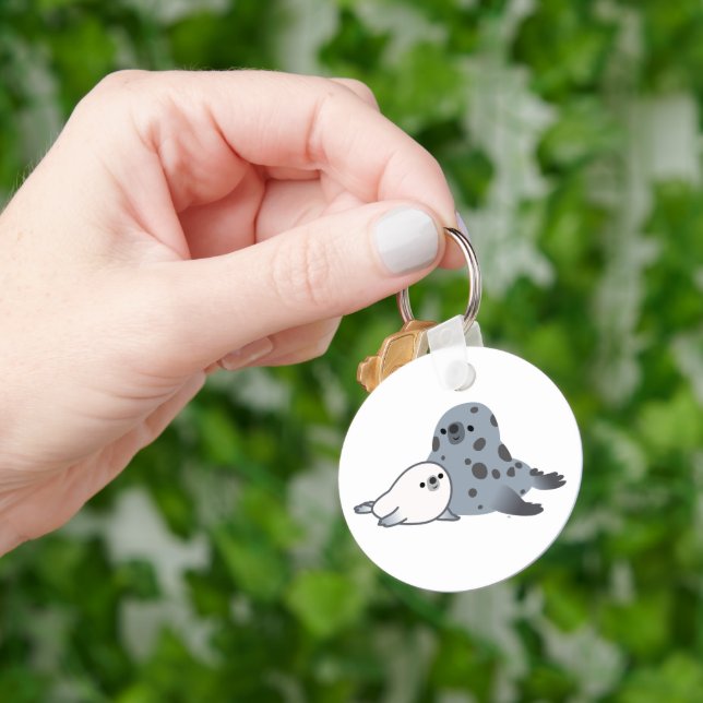 Cute Cartoon Mother Seal And Pup Keychain (Hand)
