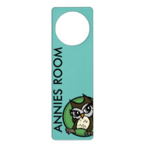 CUTE CARTOON STYLE OWL PERSONALIZED DOOR HANGER CUTE CARTOON STYLE OWL PERSONALIZED DOOR HANGER