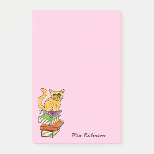 Cute Cat on Book Stack Teacher Name Pink 4 x 6 Post_it Notes
